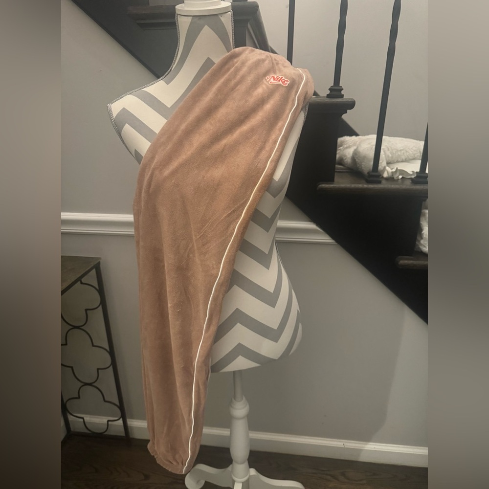 Nike Retro Femme Crew Sweatpants XS Orange/Tan